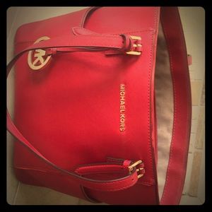 RED MK HANDBAG!!!! Great shape
